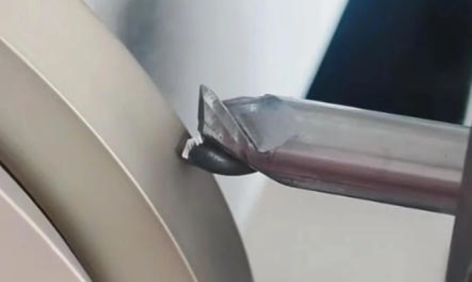 Използвахте ли фрезата направо от кутията? Как така се счупи само за половин час?